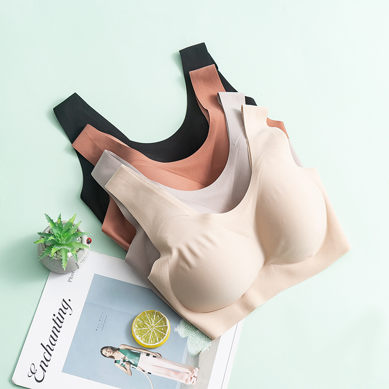 The Seamless Mulberry Silk Wire-Free Bra with Removable Strap