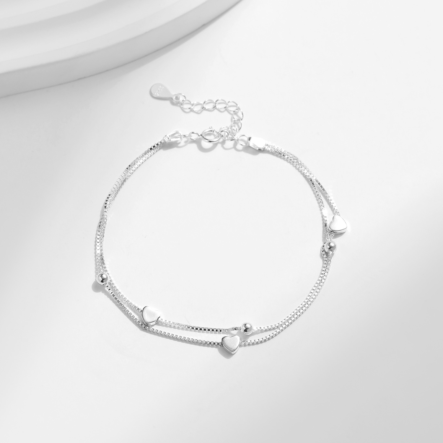 The S925 Sterling Silver Minimalist Heart Bracelet - Image 4