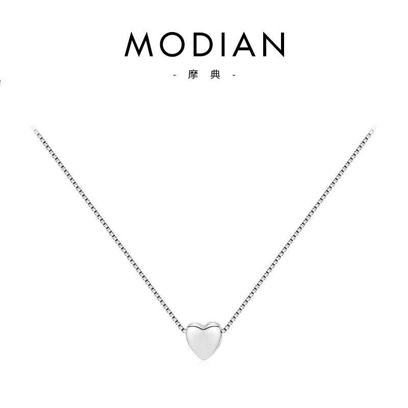 The S925 Silver Minimalist Heart Collarbone Chain Necklace - Image 5