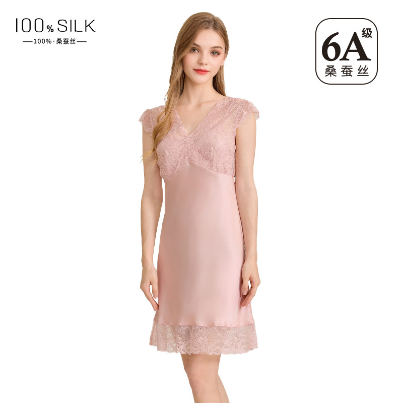 The 100% Mulberry Silk Short Dress with Padded Bra - Image 5