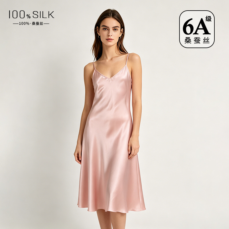 The 100% Mulberry Silk Mid-Length Nightgown - Image 3