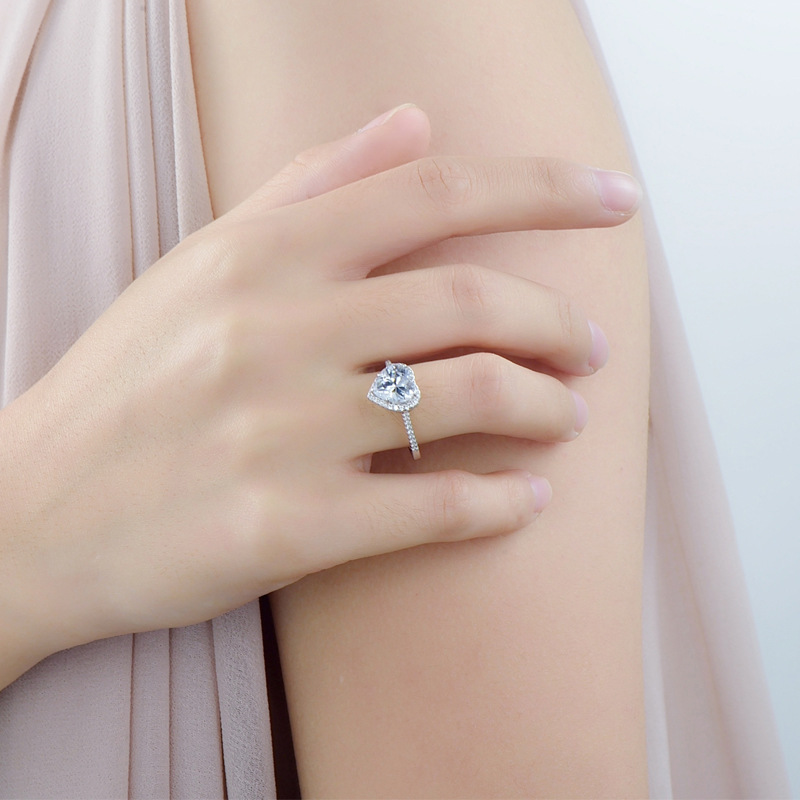 The S925 Sterling Silver Heart Zirconia Ring - Image 2