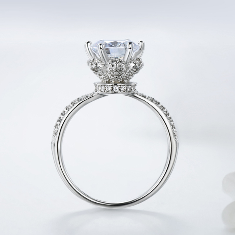 The Crown Silver Ring with Zircon - Image 4