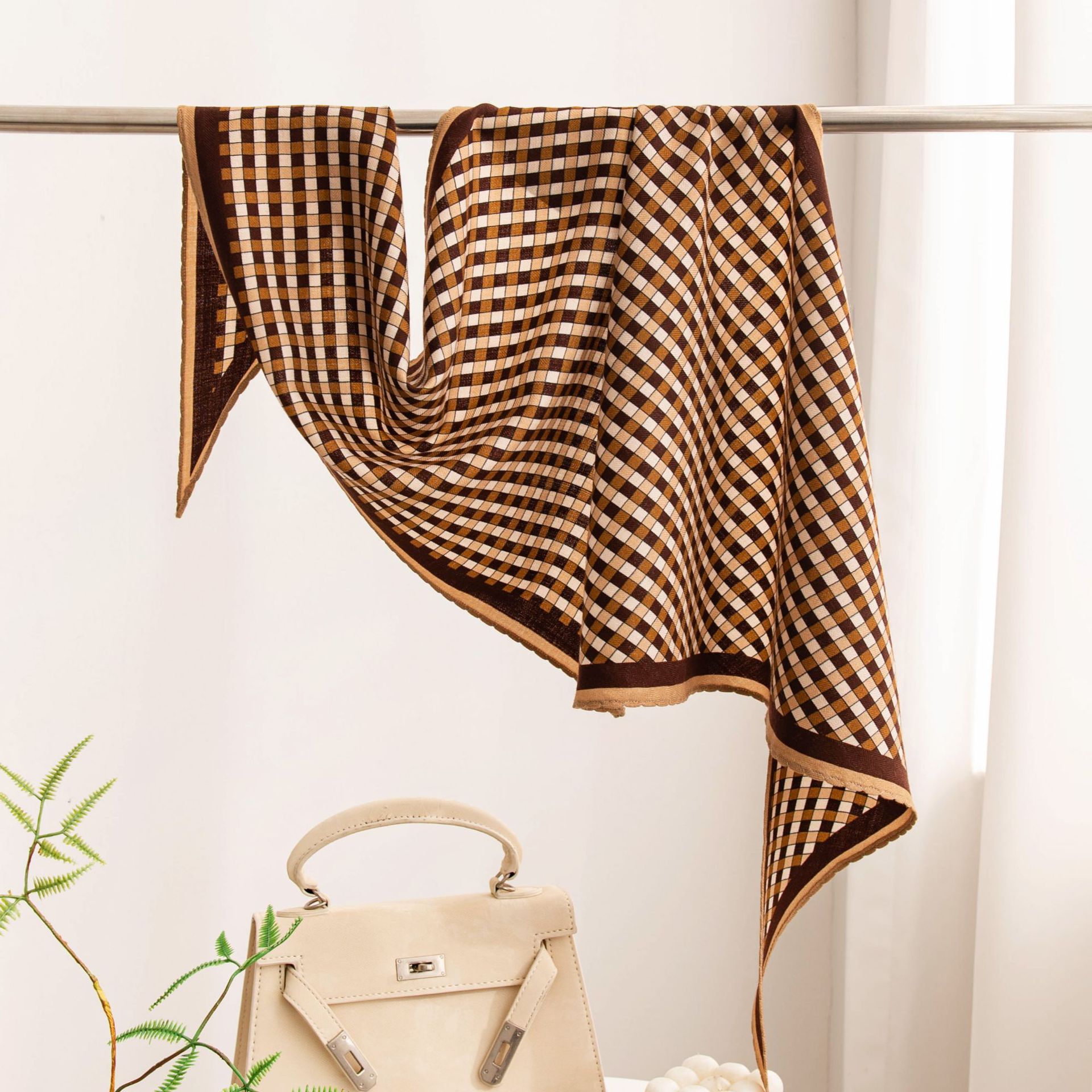 FHY25-7207-2 Lace Small Square Coffee