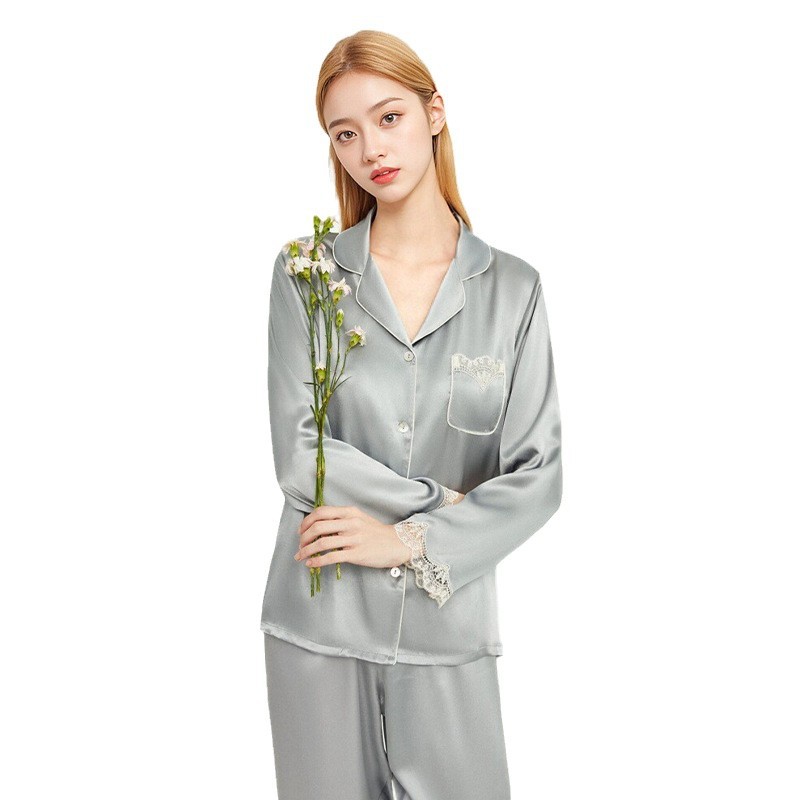 The 100% Mulberry Silk Long Sleeve Pajama Set - Image 5