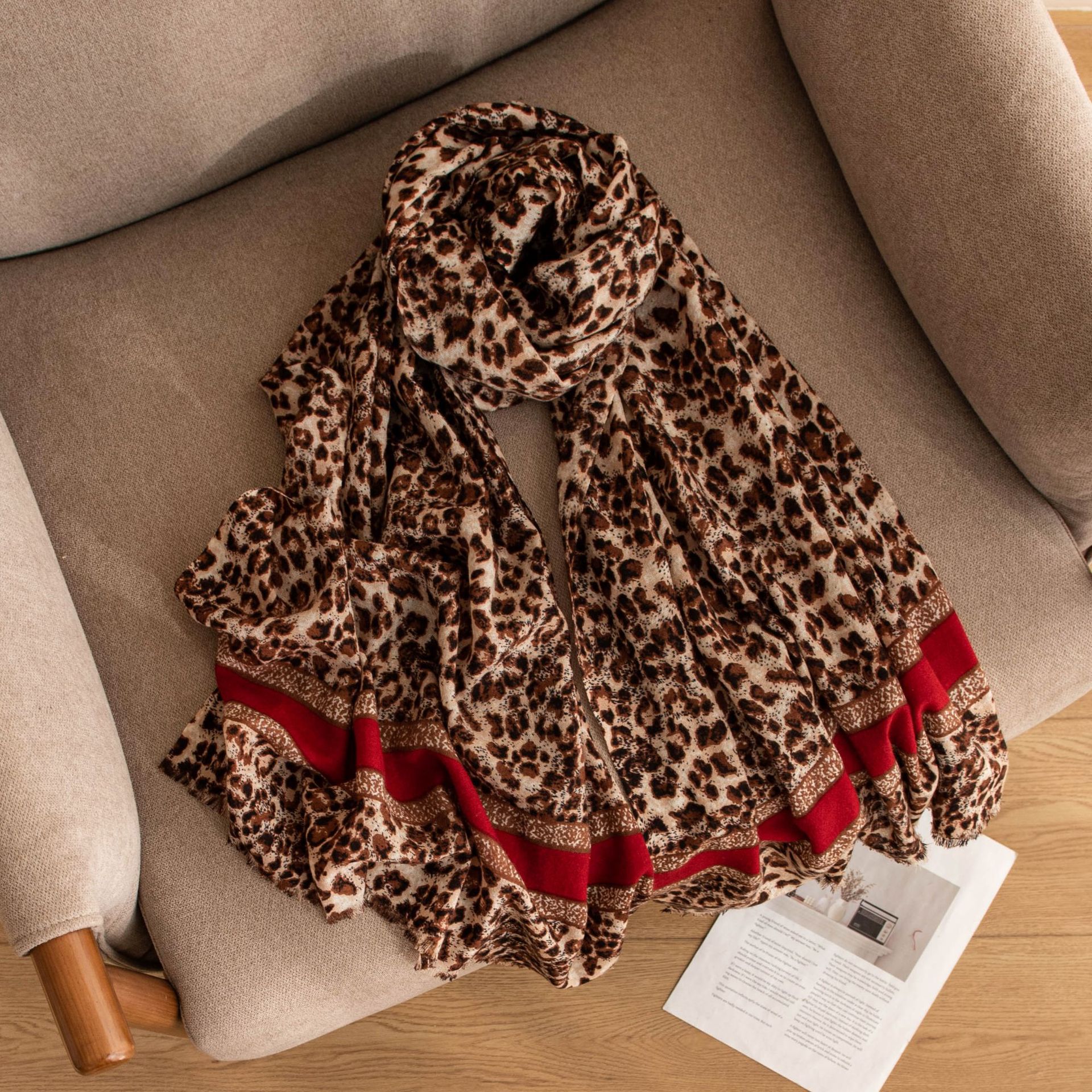 The Leopard Print Wool Thin Scarf - Image 4