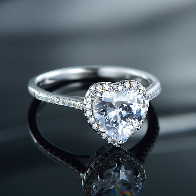 The S925 Sterling Silver Heart Zirconia Ring - Image 3