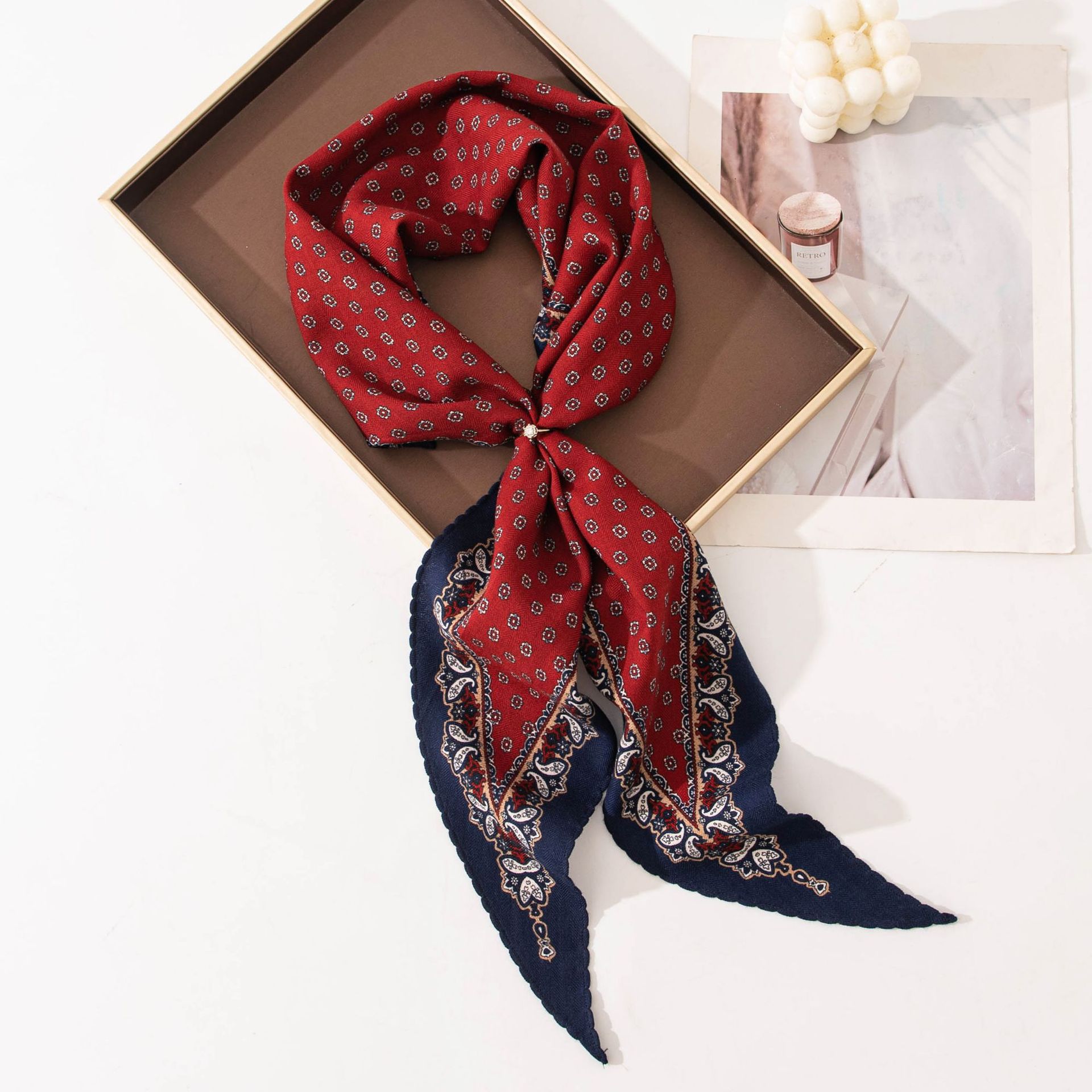 The Paisley Print Wool Scarf