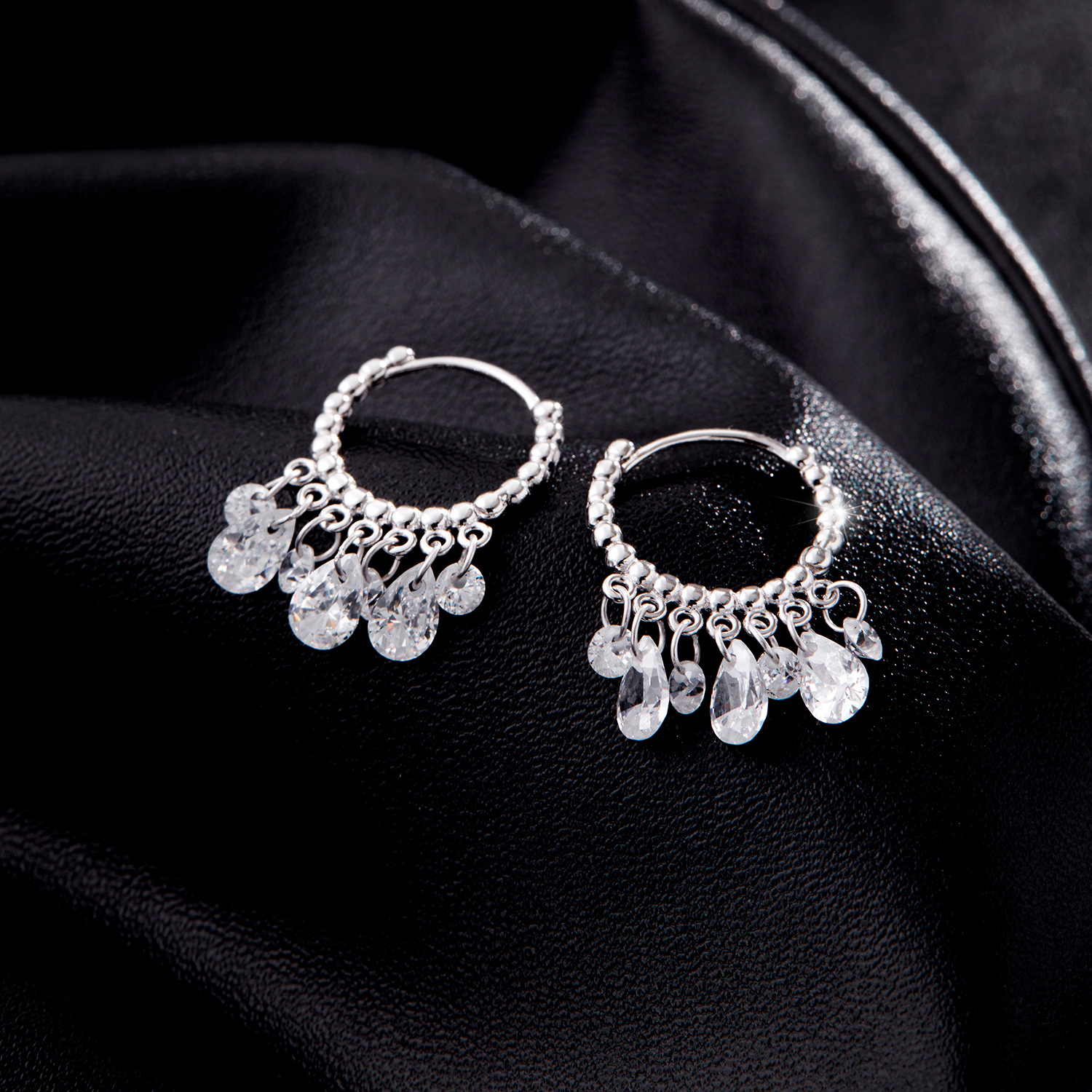 The S925 Sterling Silver Tassel Rhinestone Ear Cuff - Image 4