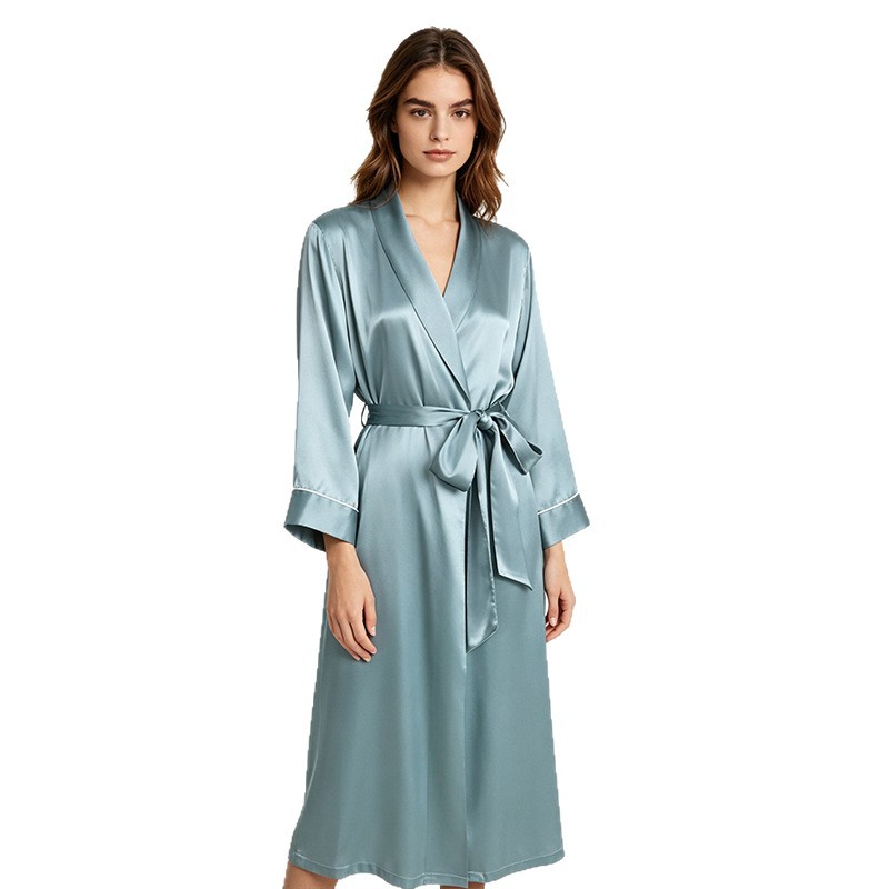 The 100% Mulberry Silk Fitted Waist Robe - Image 5