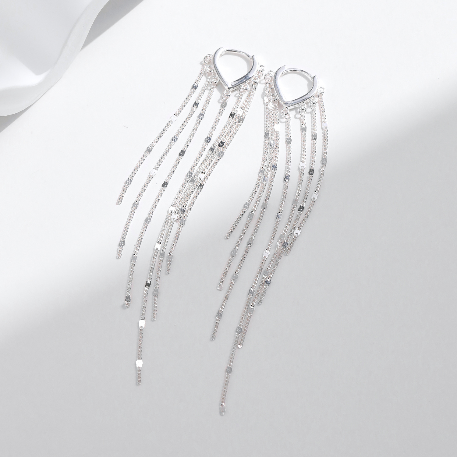 The S925 Sterling Silver Long Tassel V-Shape Ear Cuff - Image 4