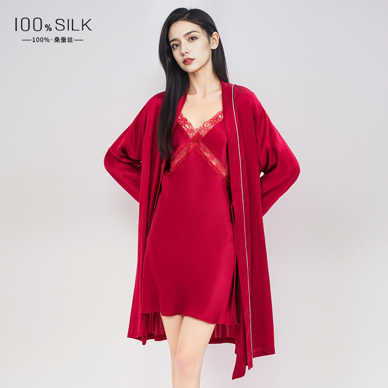 The 100% Mulberry Silk Sleep Dress and Robe Set