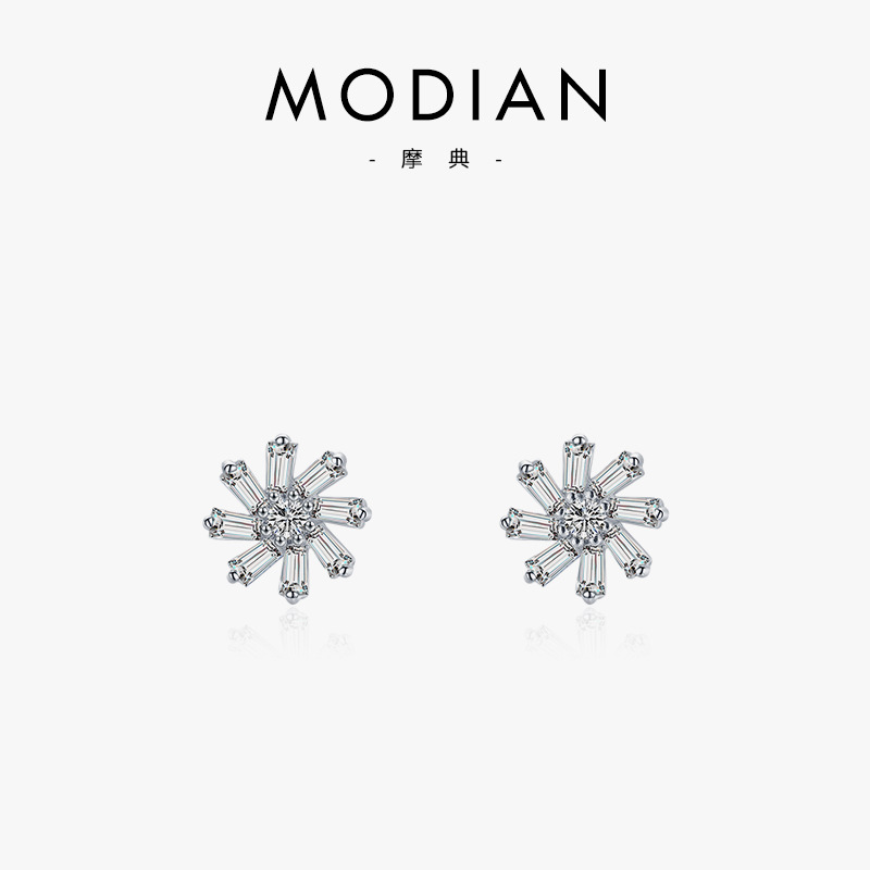 The S925 Silver Flower Rhinestone Earrings