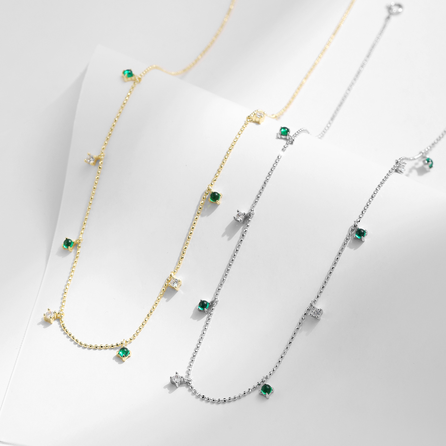 The S925 Sterling Silver French Vintage Emerald Crystal Bead Chain - Image 4