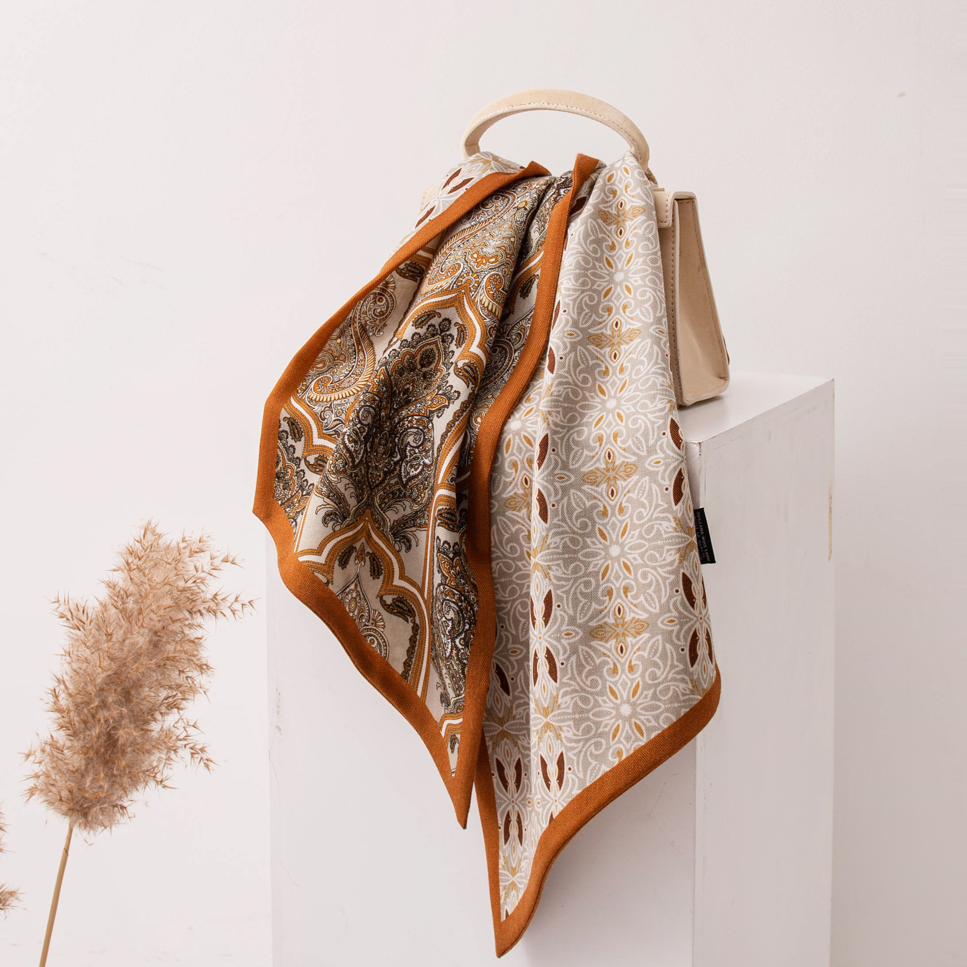 The Double-Sided Printed Silk Wool Scarf - Image 2
