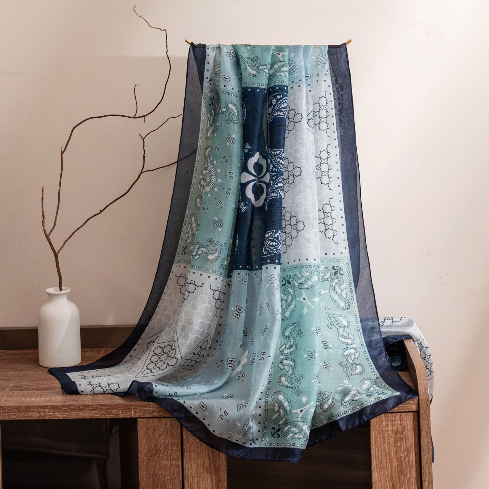 -5 Patchwork Paisley - Blue