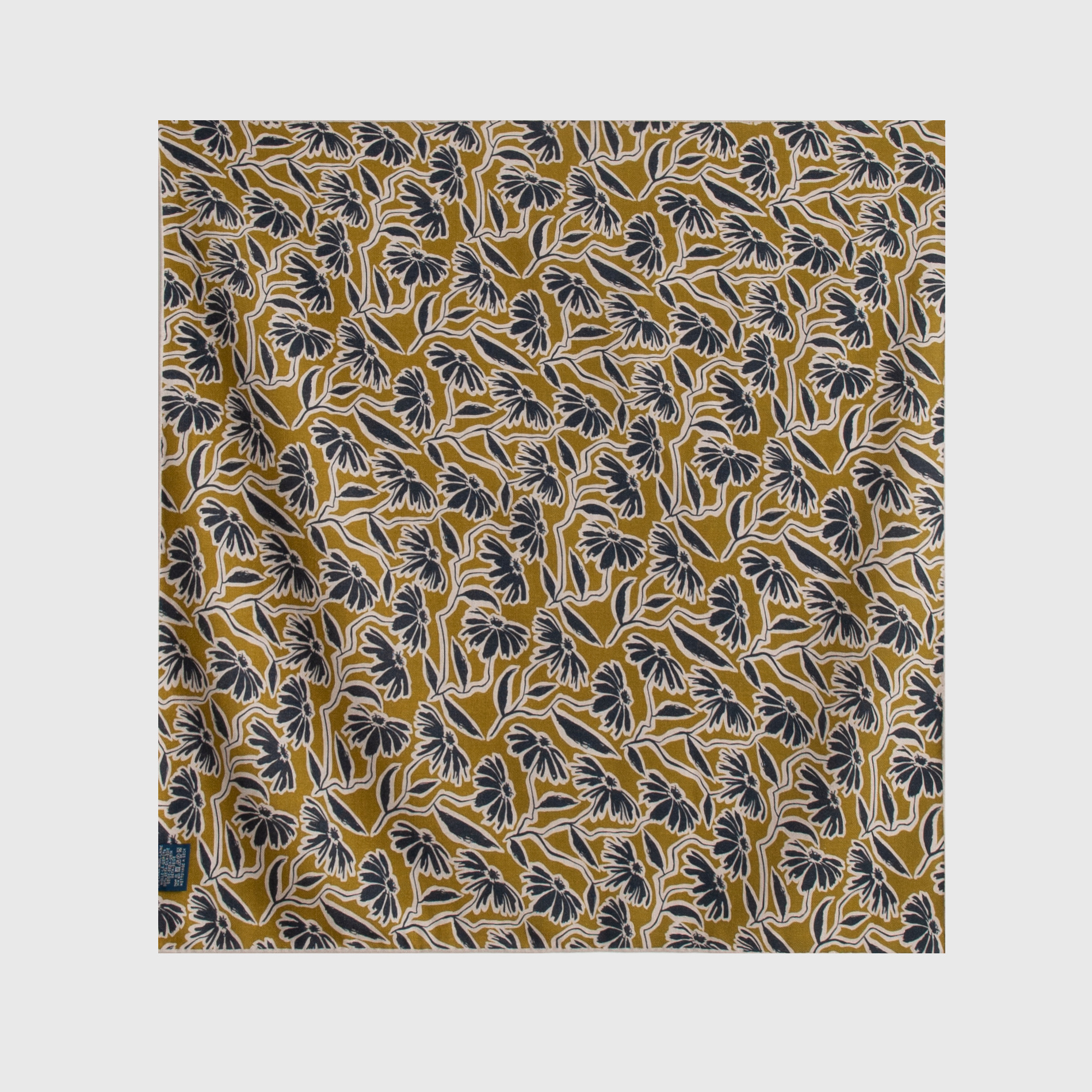 FHZ25-90077-1 Hand Rolled - Double Sided Green Daisy