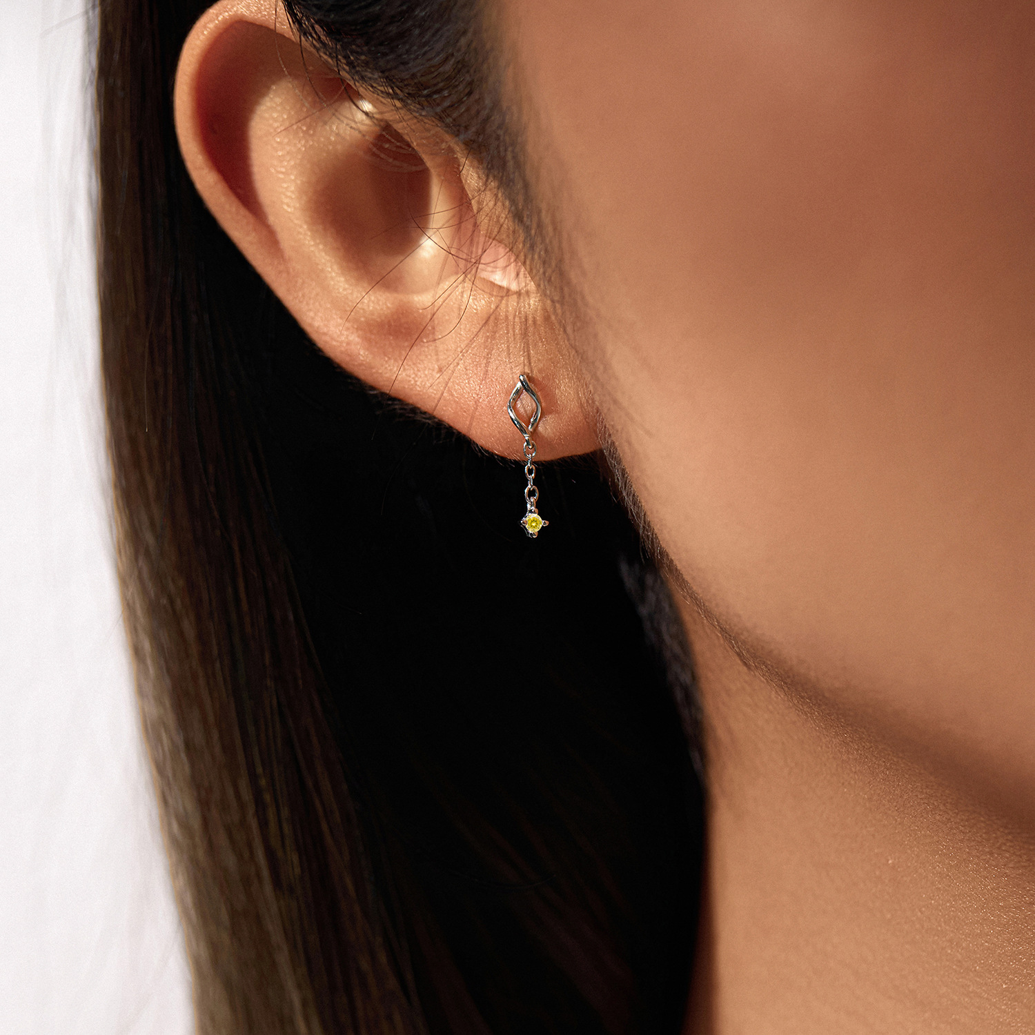 The D Color Moissanite S925 Sterling Silver Geometric Drop Earrings - Image 2