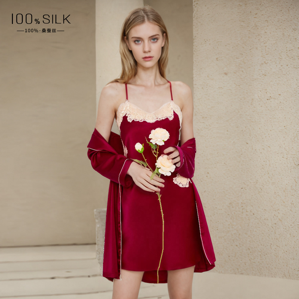 The 19 Momme 100% Mulberry Silk Sleep Dress and Robe Set - Image 2