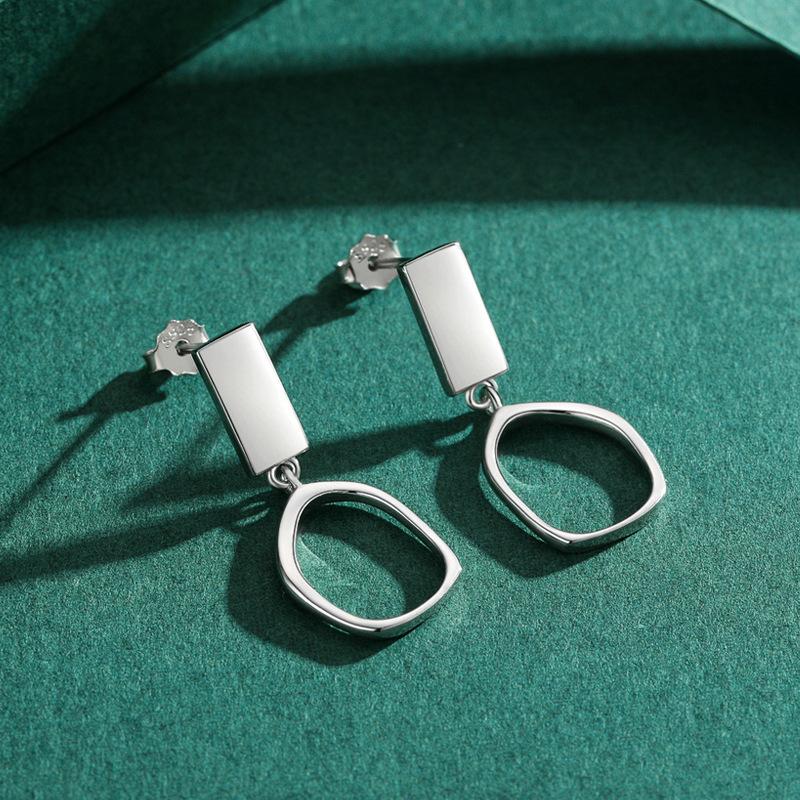 The S925 Silver Geometric Minimalist Earrings - Image 4