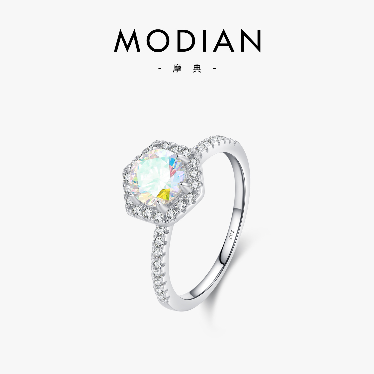The S925 Sterling Silver Polygon Line Ring with Gradient Zircon