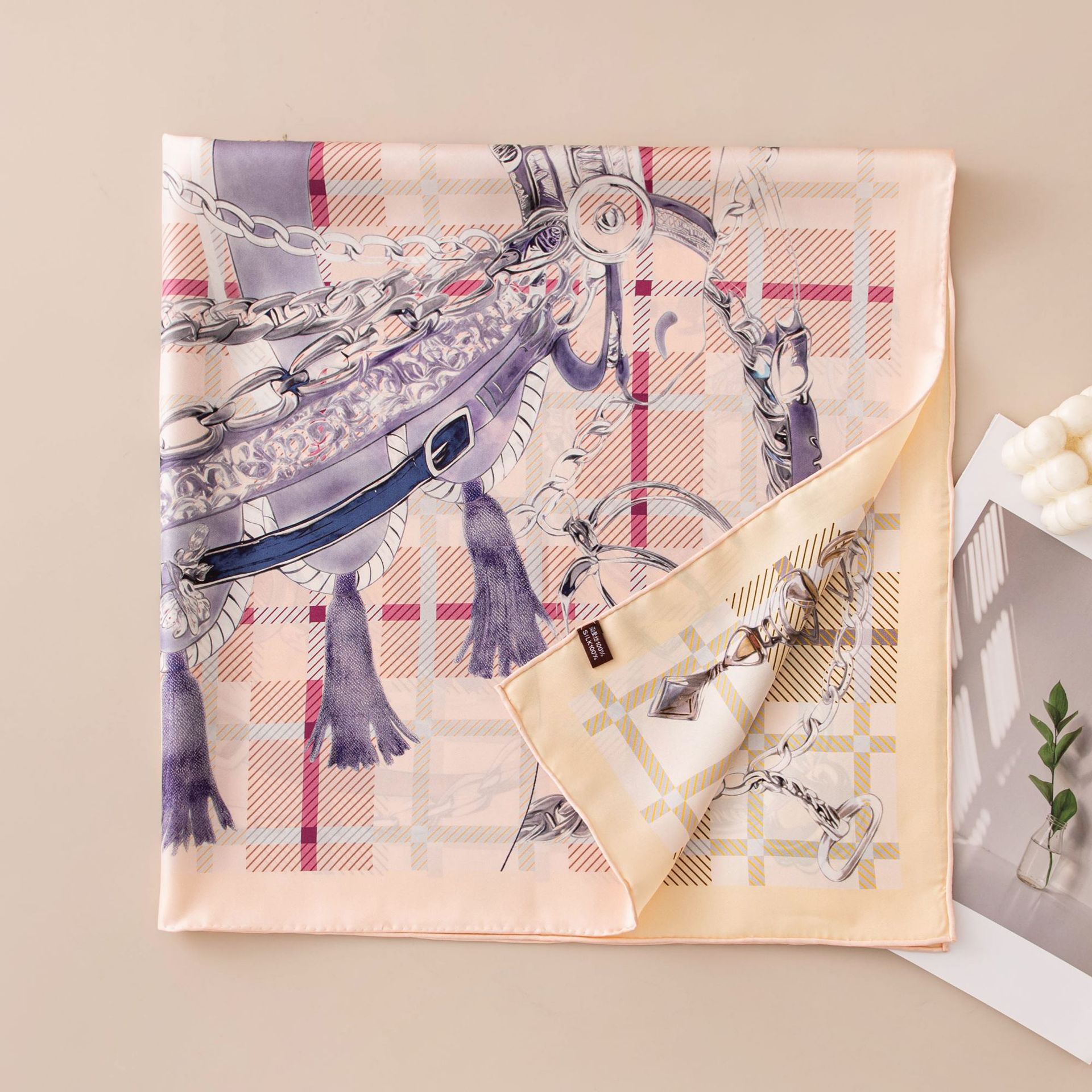 FHZ26-90616-2 Hand Roll - Plaid Horse Decoration Pink