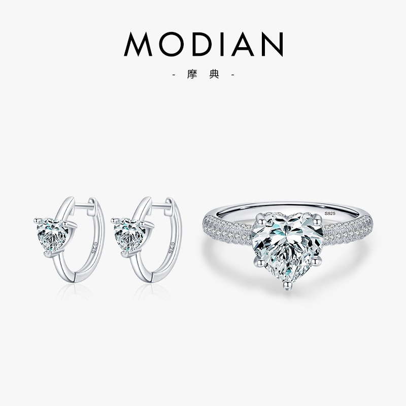 The Pure Silver Heart Ring and Ear Cuff Set