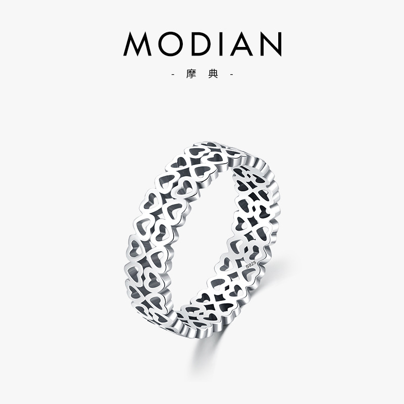The Hollow Heart Ring in S925 Sterling Silver
