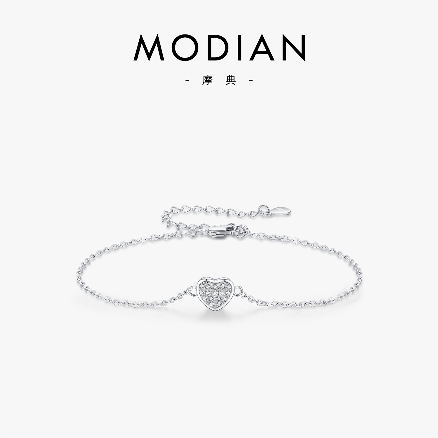The S925 Sterling Silver Heart Charm Bracelet