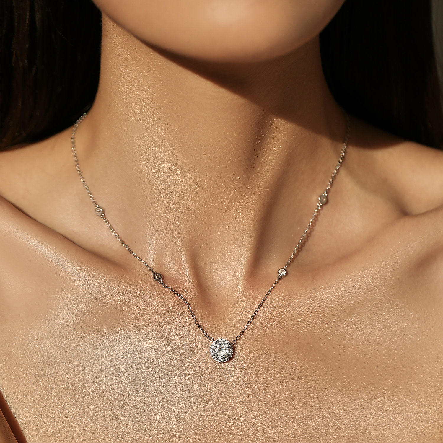 The 925 Sterling Silver Diamond Collarbone Chain - Image 2