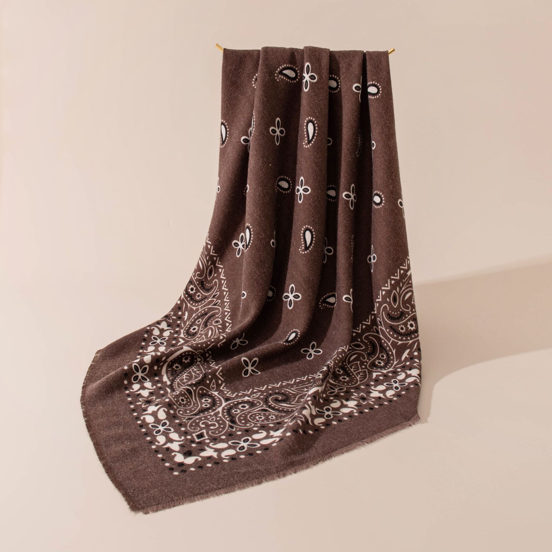FH26-6111-2 Khaki Paisley