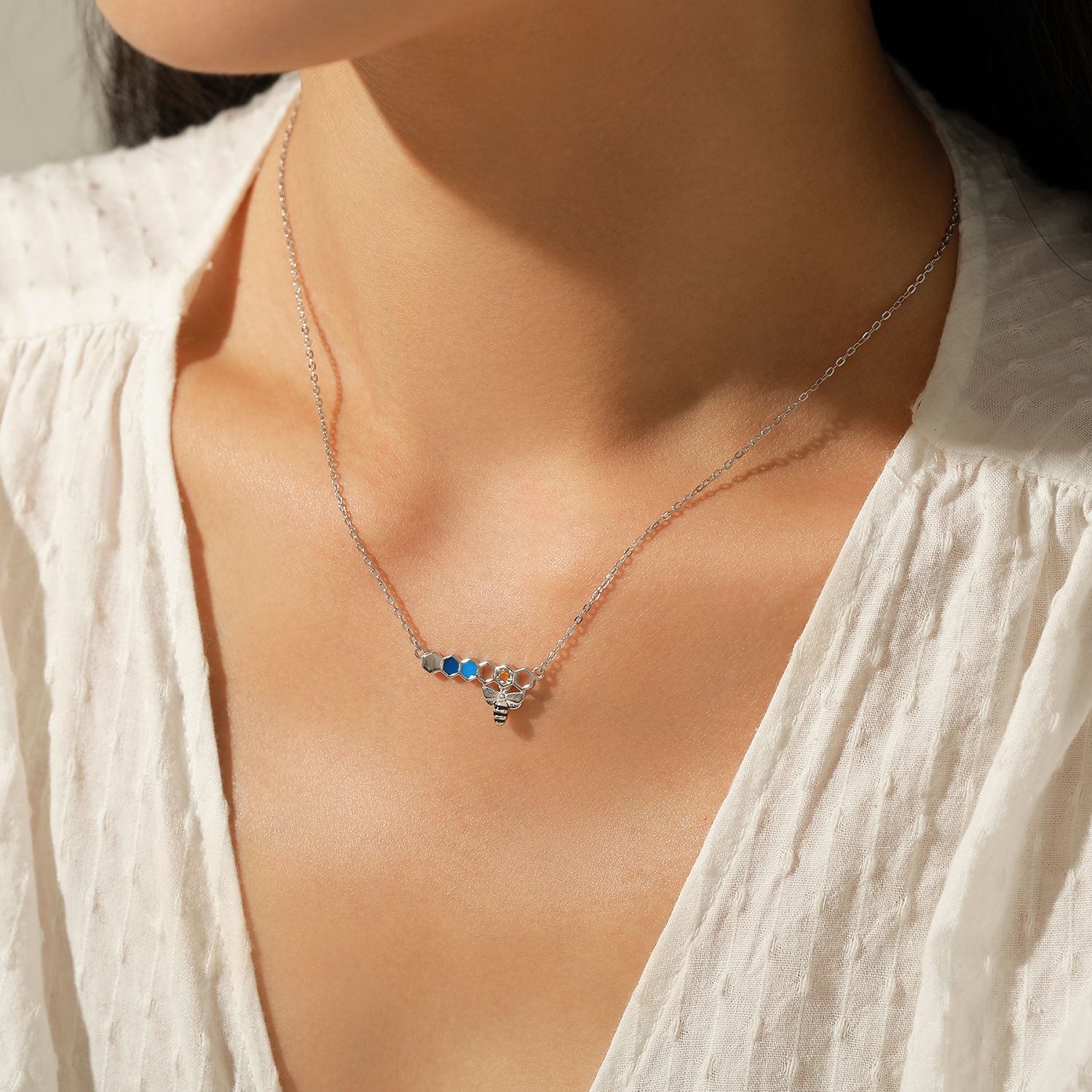The S925 Silver Rainbow Rhinestone Bee Pendant Necklace - Image 2