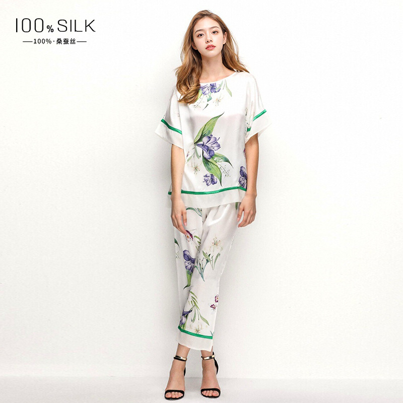 The 100% Mulberry Silk Short Sleeve Pajama Set - Image 2