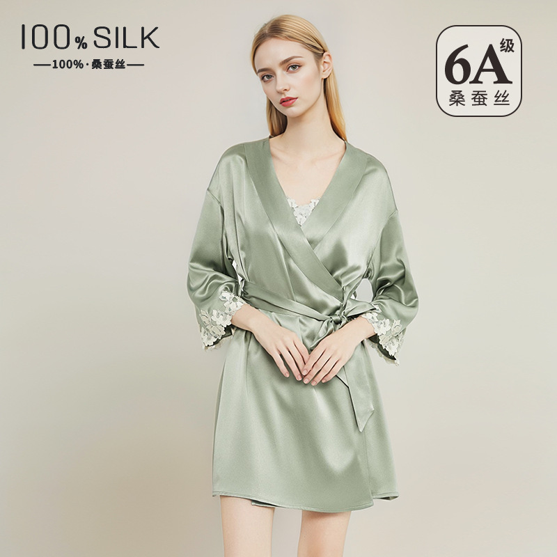 The 19 Momme 100% Mulberry Silk Nightgown and Robe