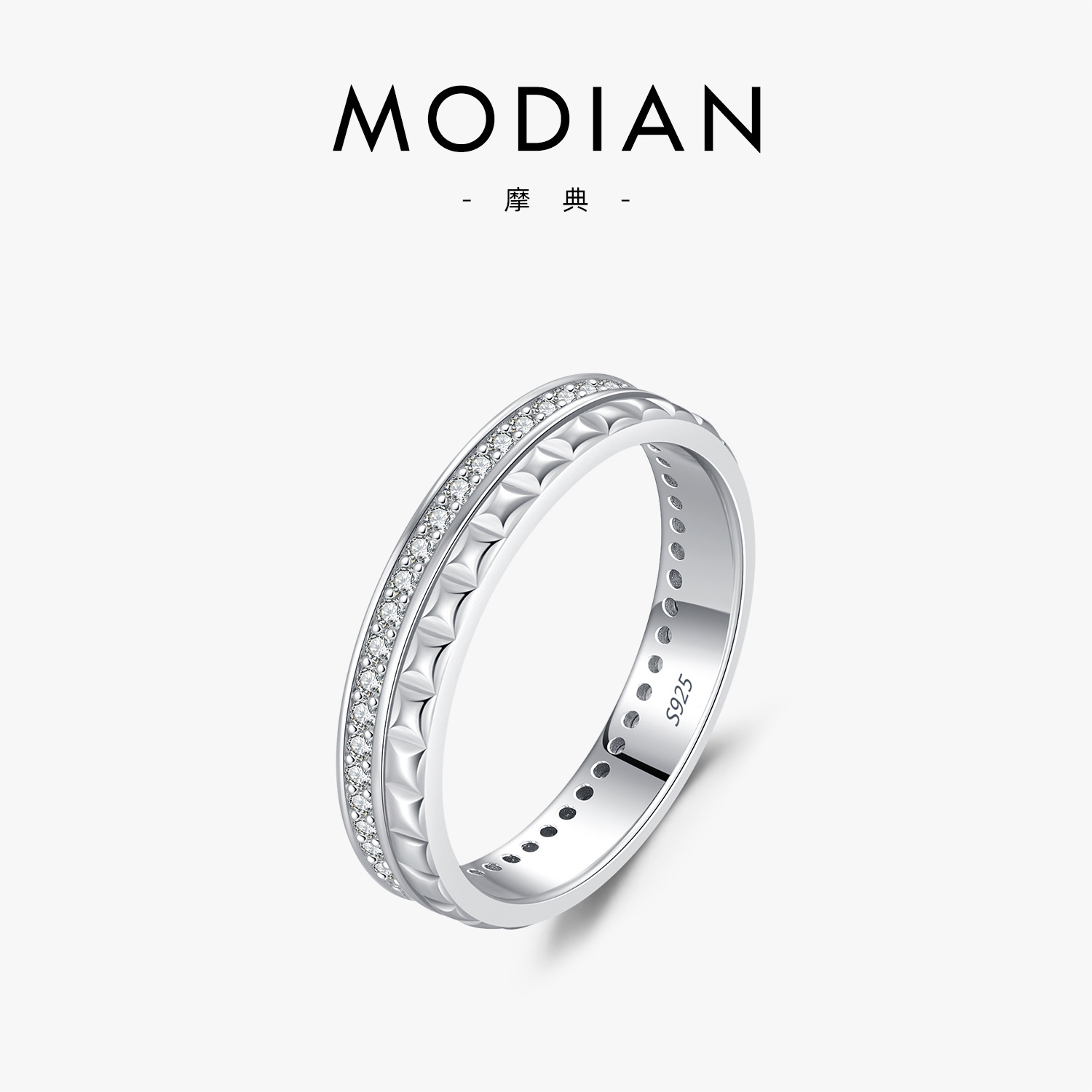 The S925 Sterling Silver Vintage Diamond Stackable Ring