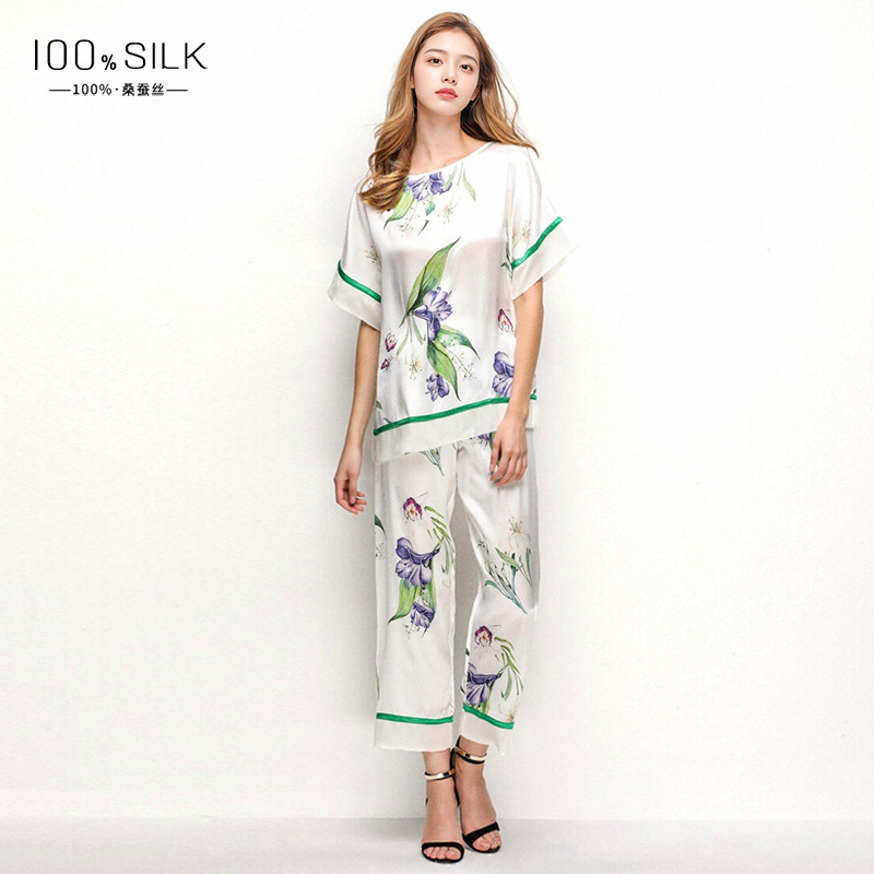 The 100% Mulberry Silk Short Sleeve Pajama Set - Image 4