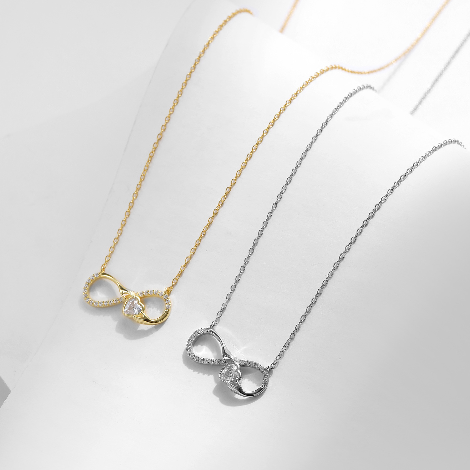 The S925 Sterling Silver Mobius Heart Necklace - Image 4