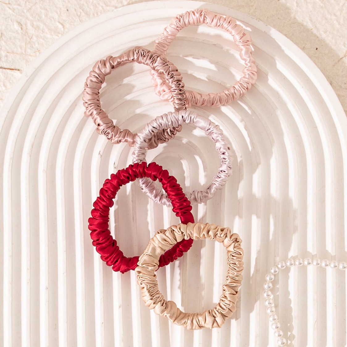 The 1cm Mulberry Silk Tiny Ponytail Holder - Image 3