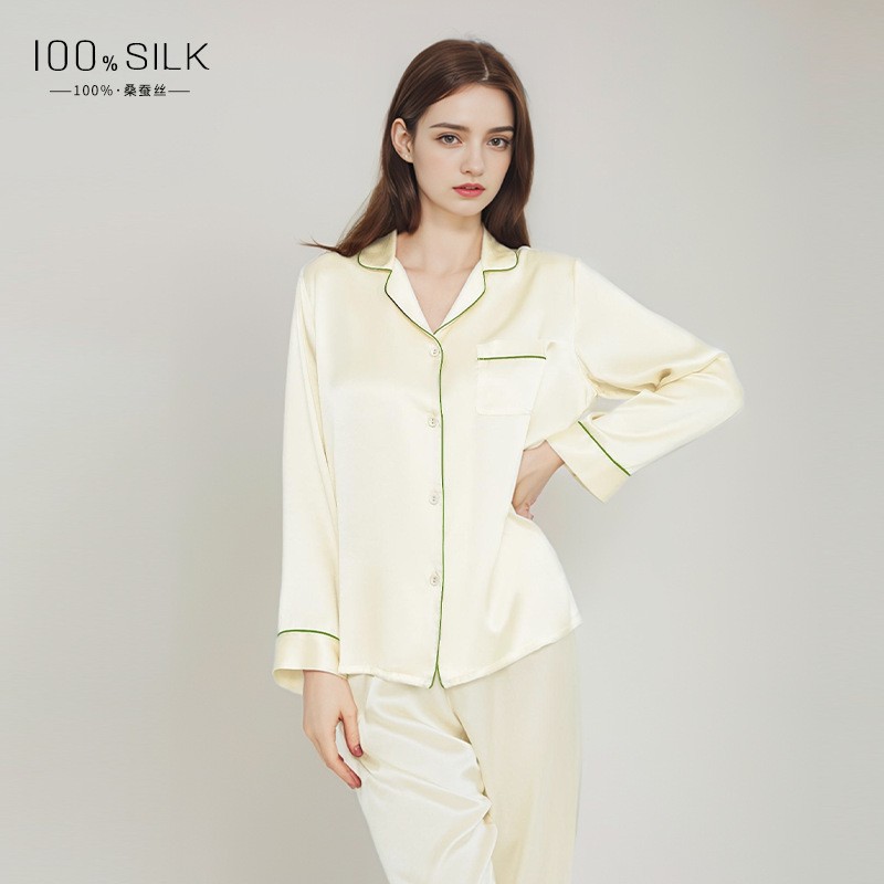 2123 Coconut Milk White
