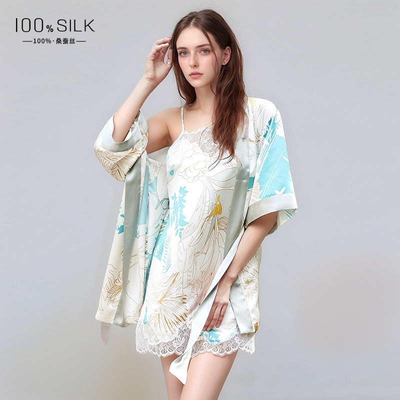 The 100% Mulberry Silk Floral Print Morning Robe