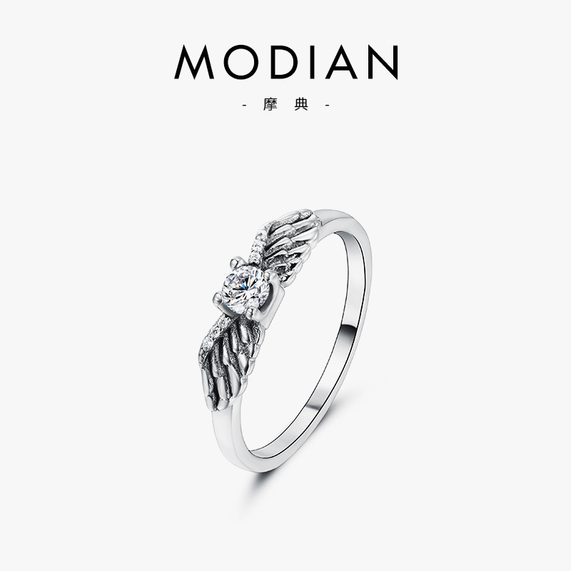 The S925 Silver Vintage Angel Wings Ring