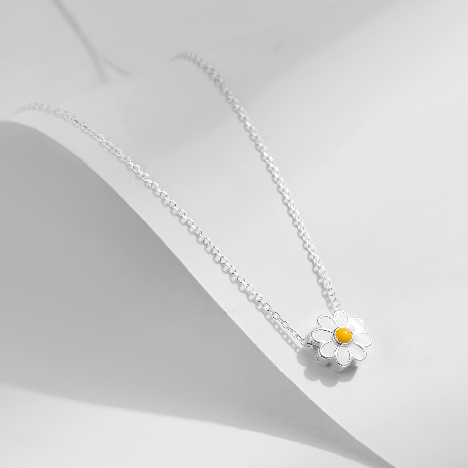 The S925 Sterling Silver Daisy Enamel Collarbone Chain - Image 4