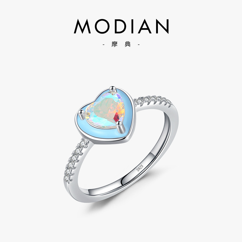 The S925 Sterling Silver Colorful Heart Zircon Ring
