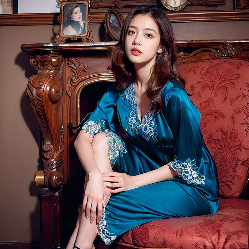 The 19 Momme 100% Mulberry Silk Short Pajama Set - Image 4