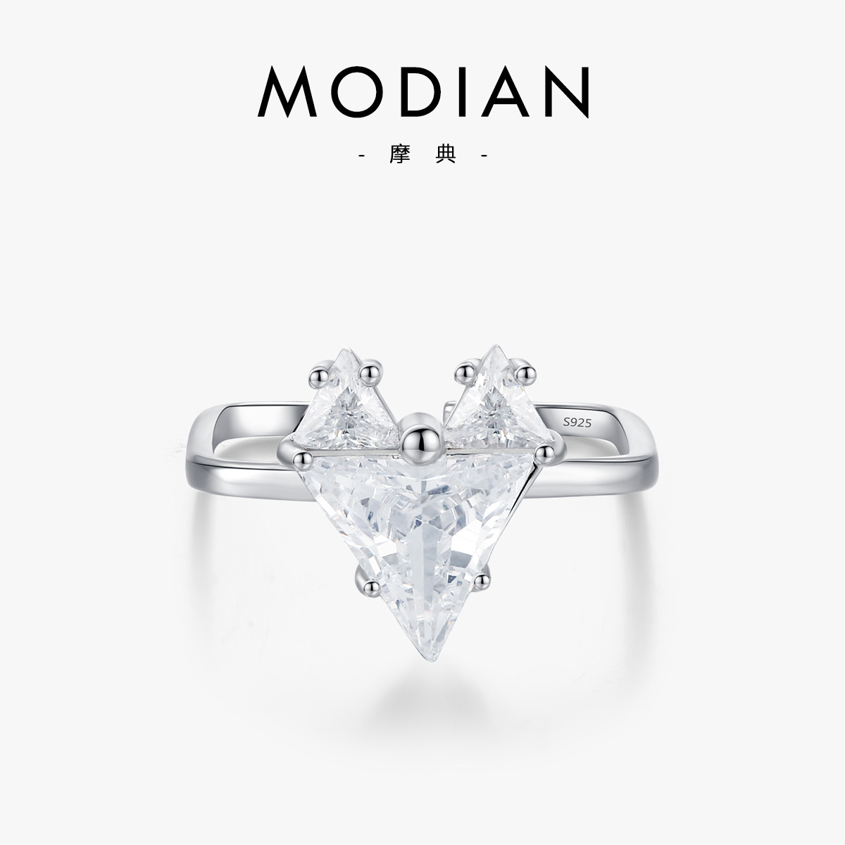 The S925 Sterling Silver Heart Zircon Open Ring