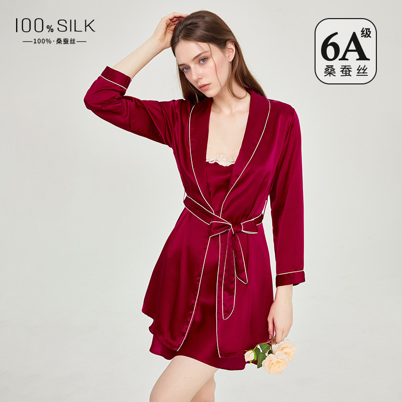 The 19 Momme 100% Mulberry Silk Morning Robe - Image 3