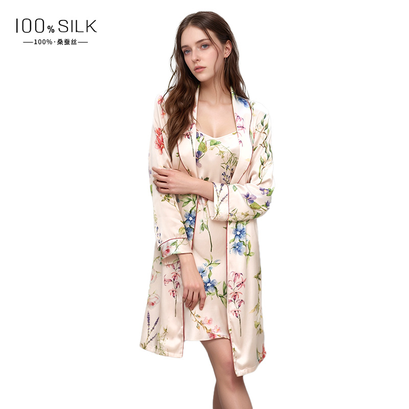 The 100% Mulberry Silk Robe Set - Image 5