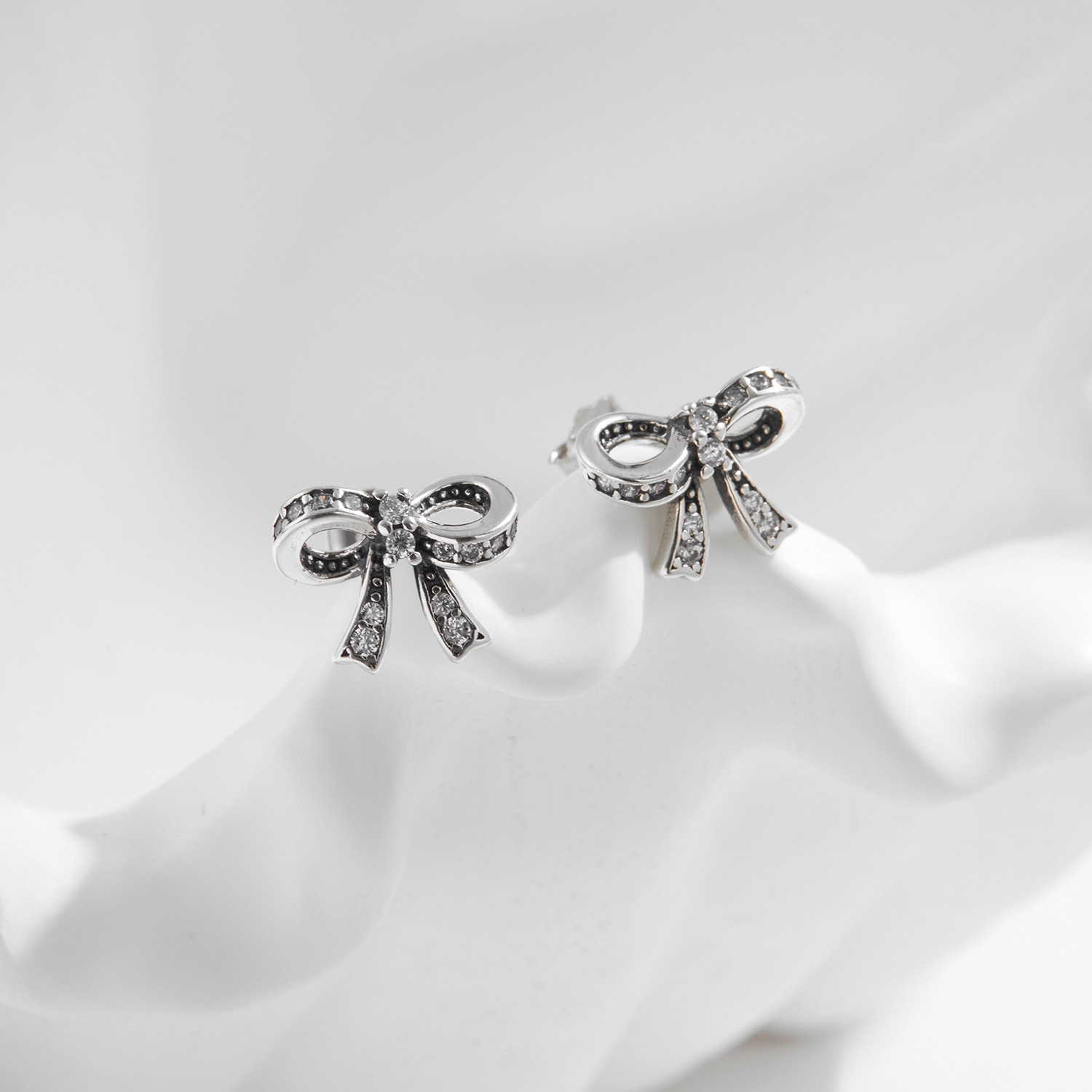 The S925 Sterling Silver Bow Earrings with Full Diamond - Image 4