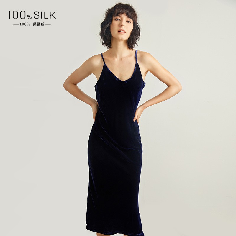 The Silk Velvet Nightgown - Image 2
