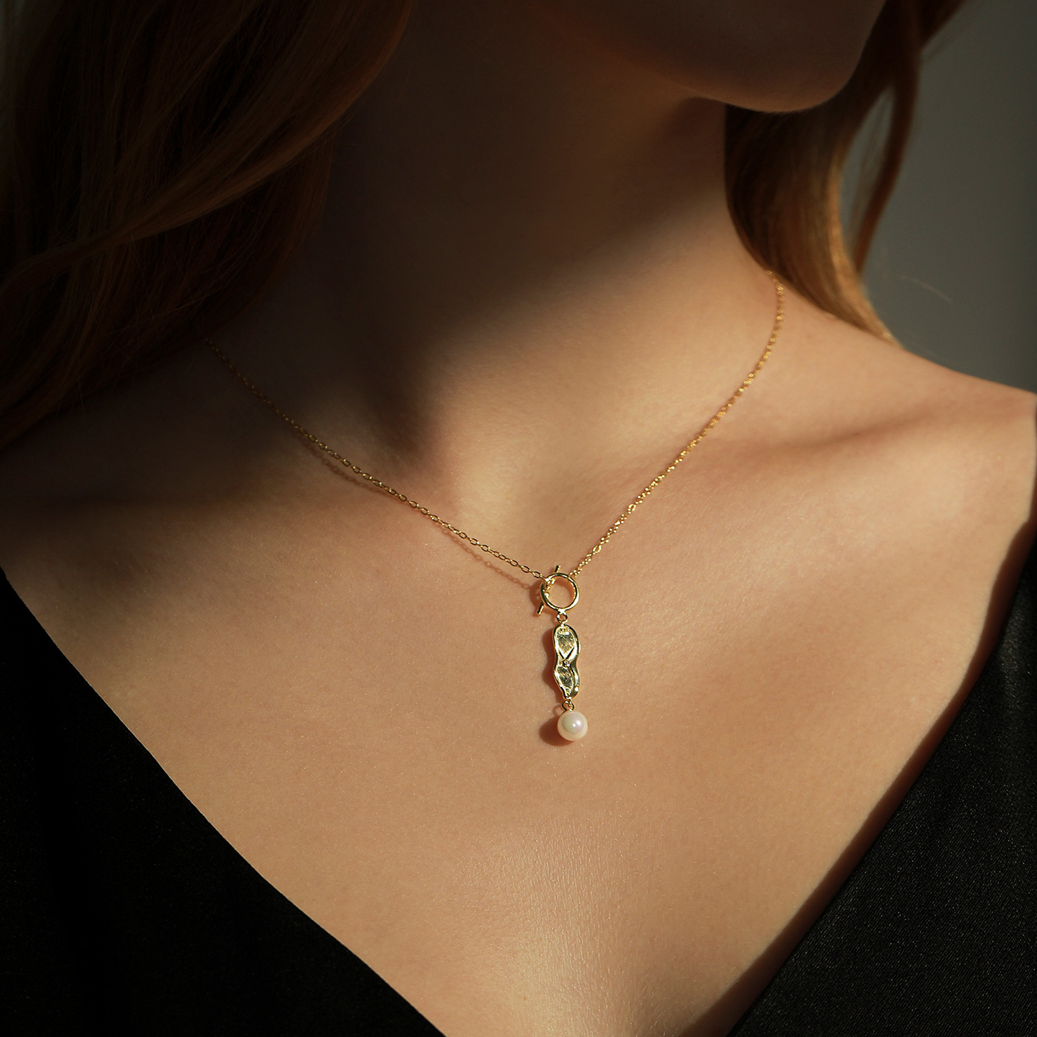 The S925 Silver French Crystal Pearl Necklace - Image 2